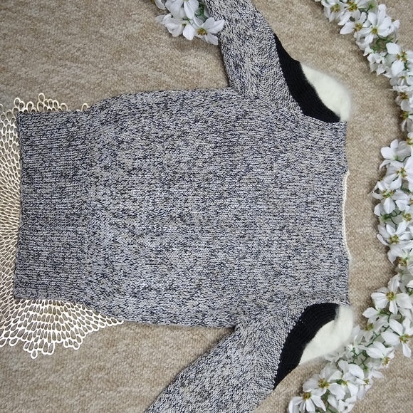 Stunning black and white Nannell sweater S - Picture 3 of 8